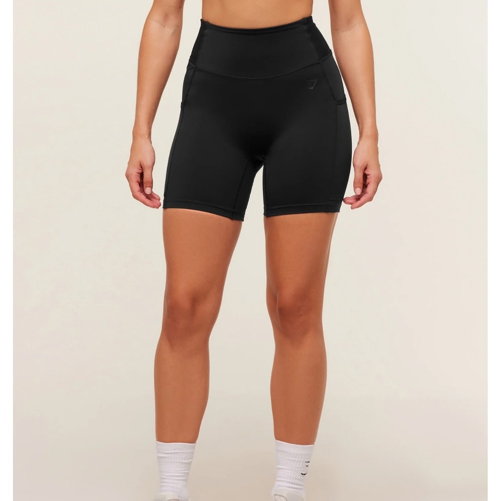 Gymshark Training High Rise Side Pocket Shorts Womens Small Black 6in Inseam